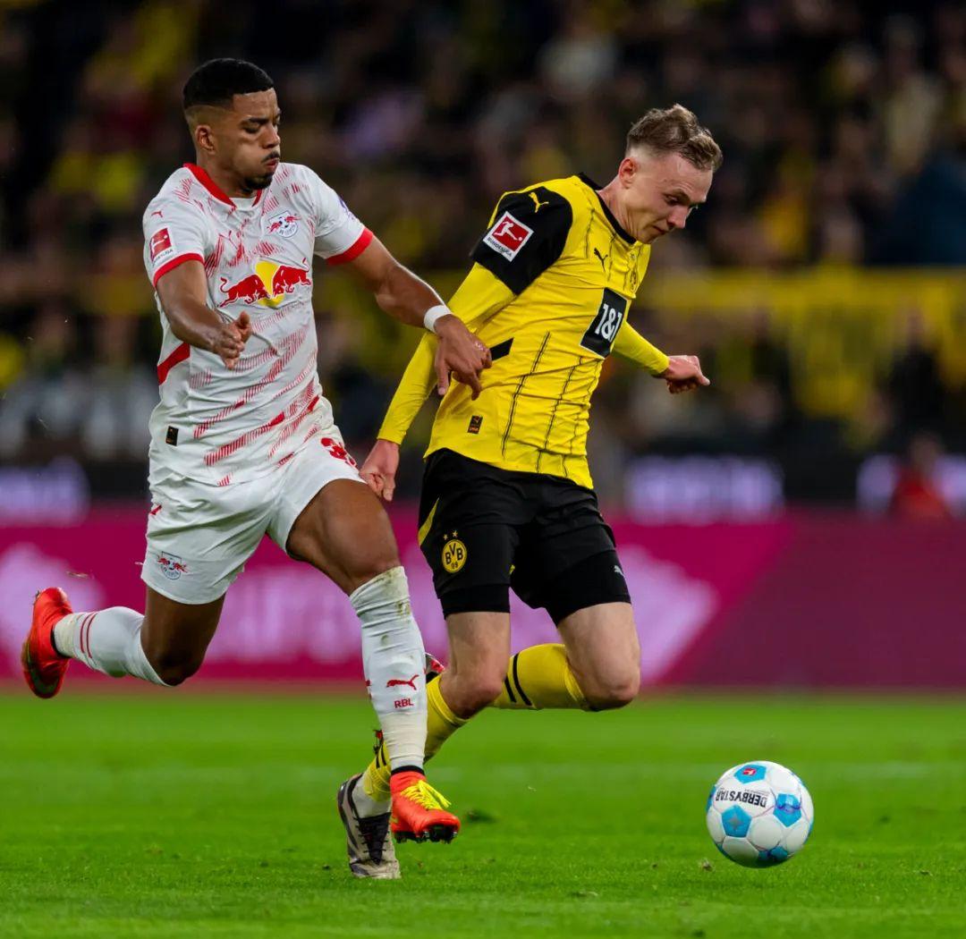 RB莱比锡主场惊险胜利，成功守住三分