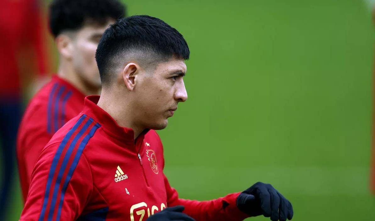 包含阿贾克斯表现出色，晋级希望燃烧的词条